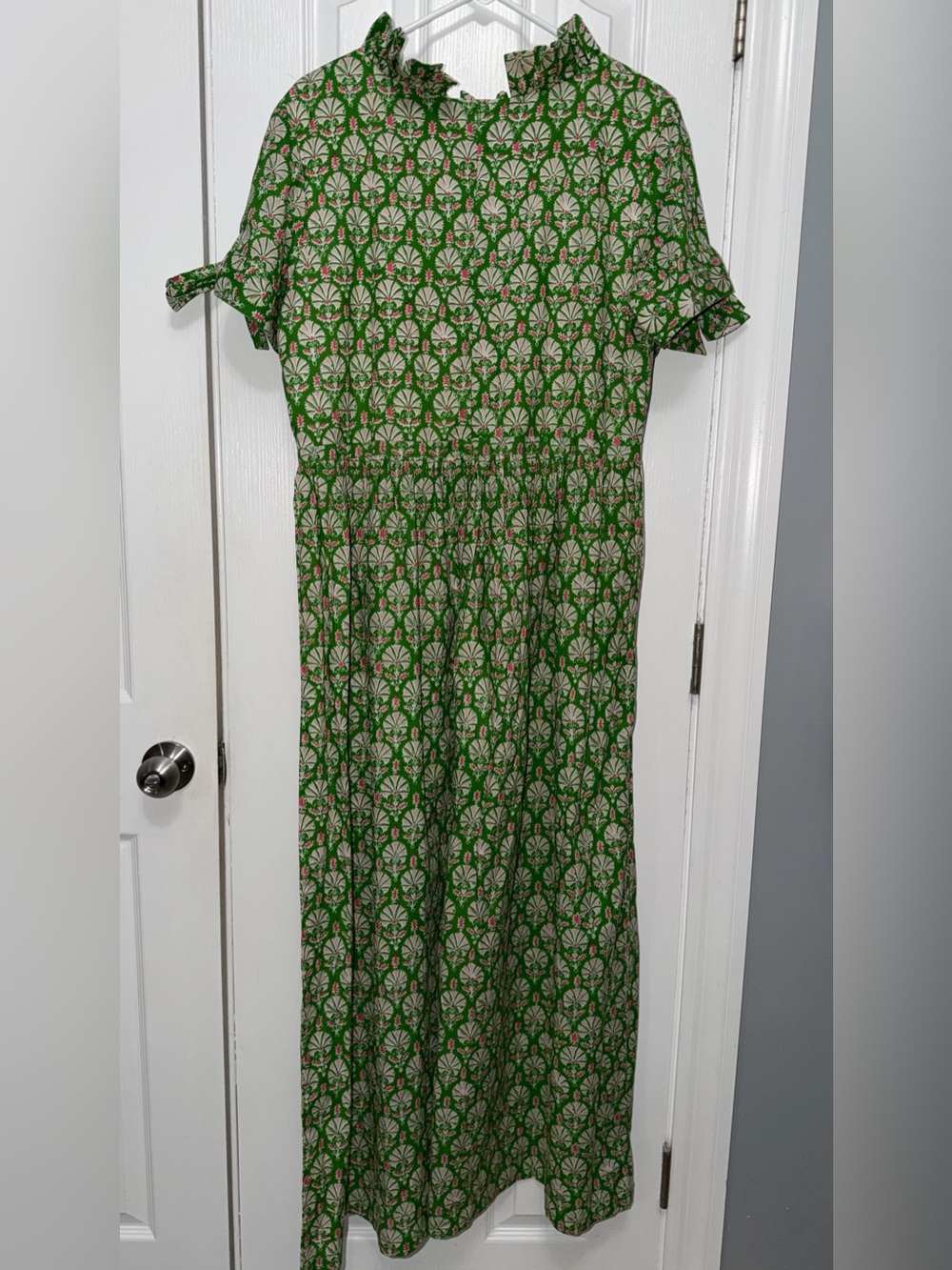 Green Floral Maxi Dress with Ruffle Collar